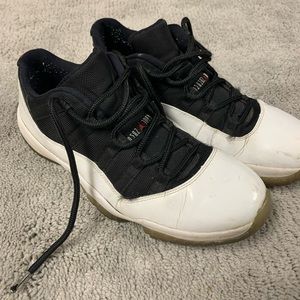 Jordan 11 lows Tuxedo men’s size 12 without box!